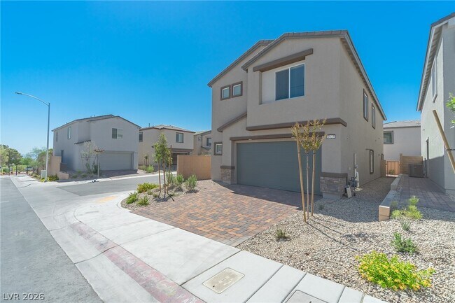 Building Photo - 9927 Kimura Hls Ave
