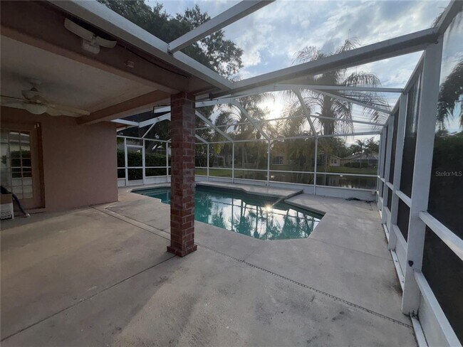 Building Photo - 10132 Heather Sound Dr