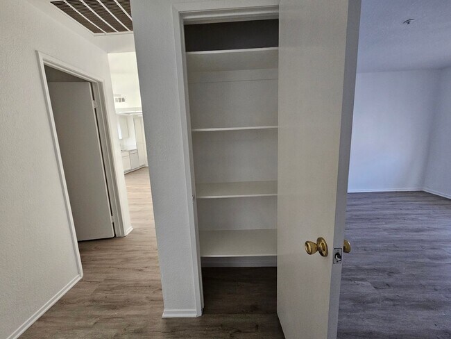 Building Photo - ***ALL BRAND NEW INSIDE***3 BED 2 BATH