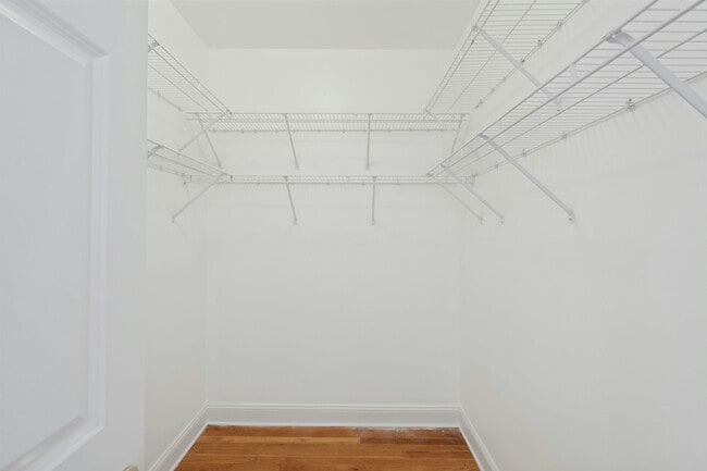 Building Photo - 82 Clinton St