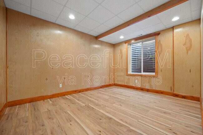 Building Photo - 11066 Becks Bend Ln