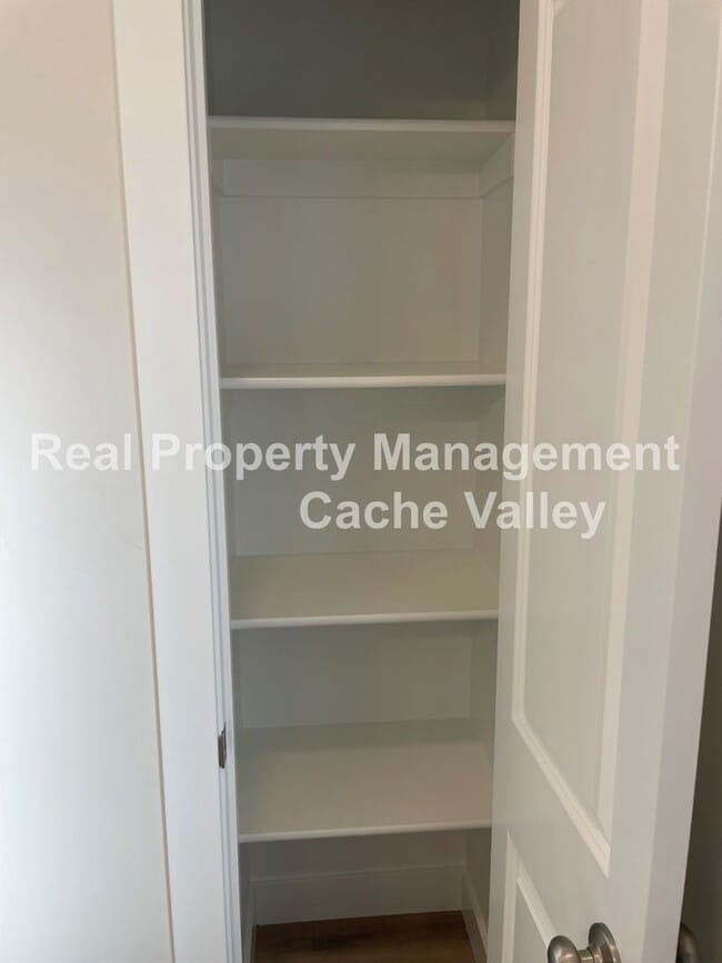 Building Photo - 1532 N 160 W