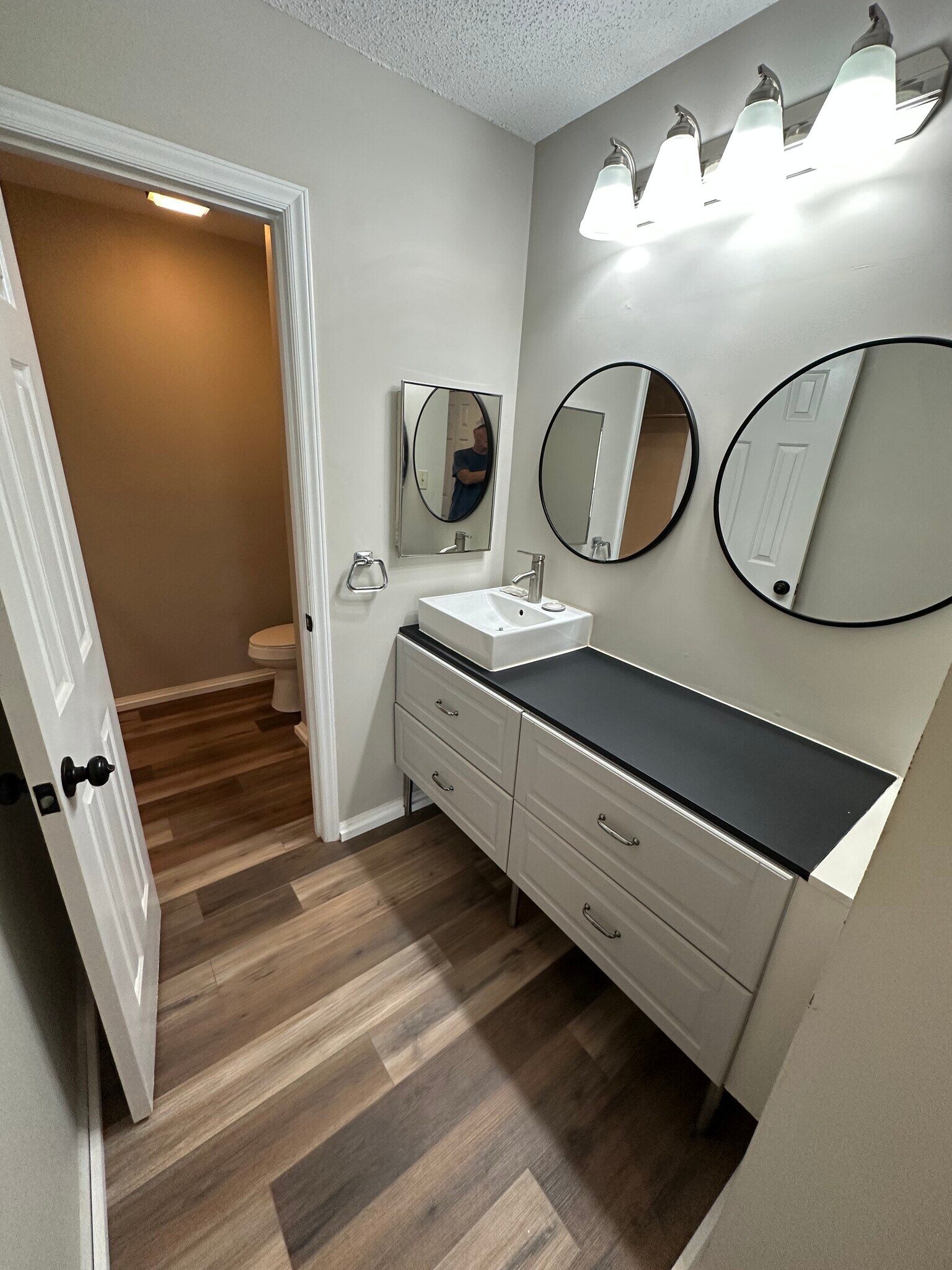 Primary Bathroom - 4621 Hamory Dr