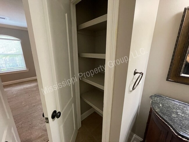 Building Photo - 3BR/3BA For Rent