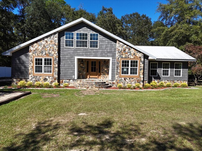 Building Photo - 171 Longwood Dr