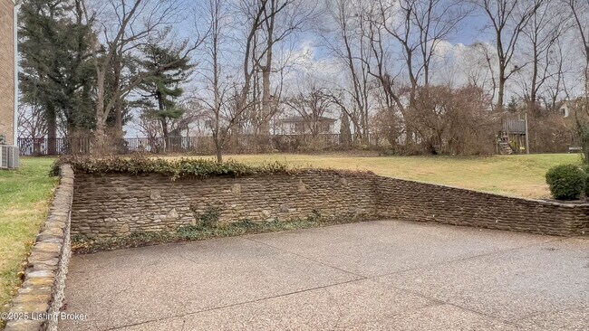 Building Photo - 1508 Sylvan Wynde