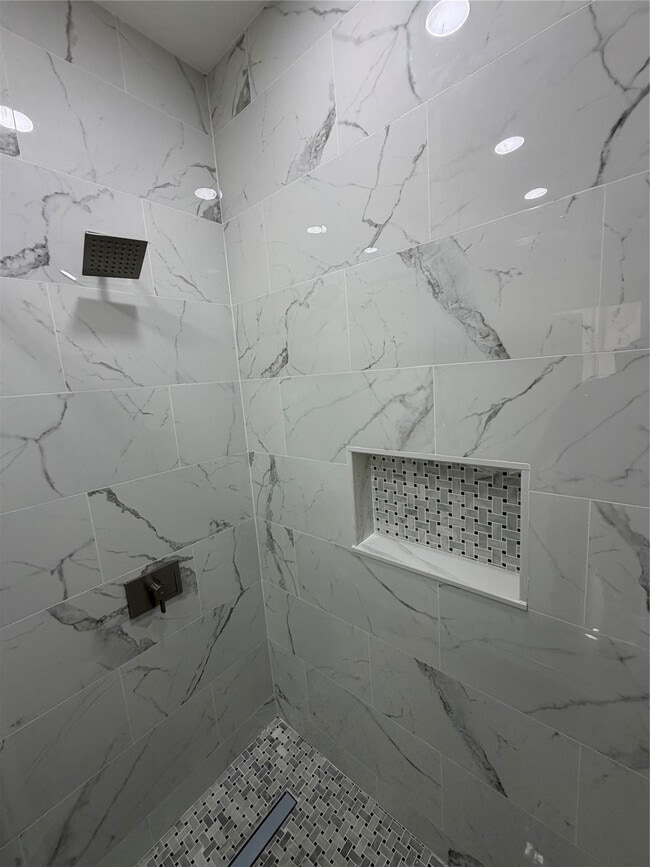 Building Photo - 5473 NW 90th Ave