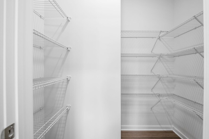 Building Photo - 883 Allegro Dr