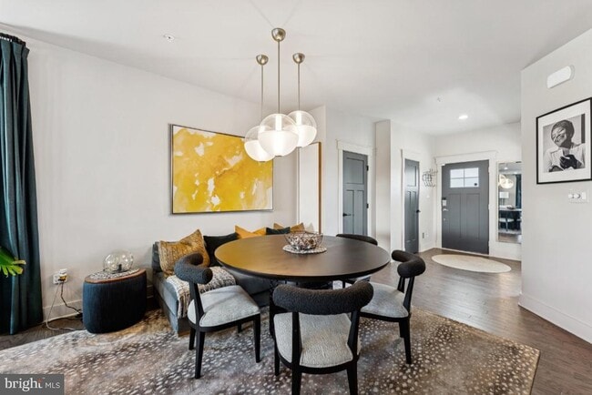 Building Photo - 1333 Eastern Ave NE