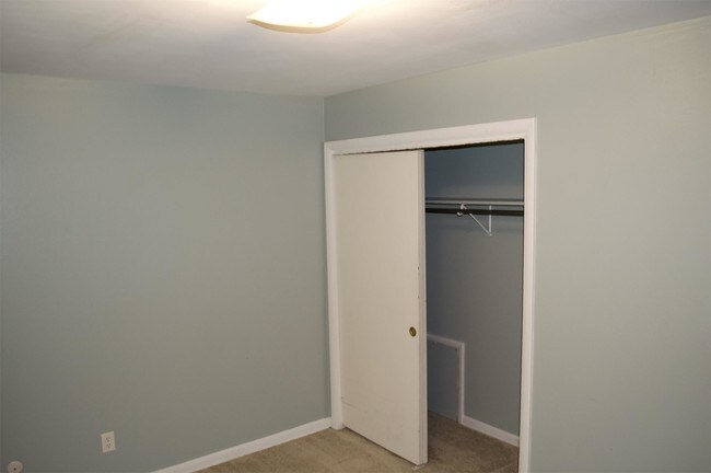 Primary Photo - 7777 Bancroft St