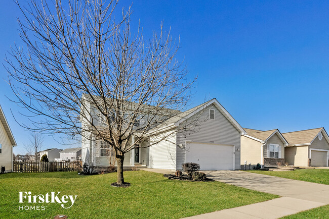 Building Photo - 1903 Briarfield Dr