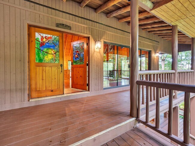 Building Photo - 3 bedrooms 2 bathroom with a large Loft for generational living + storage shed