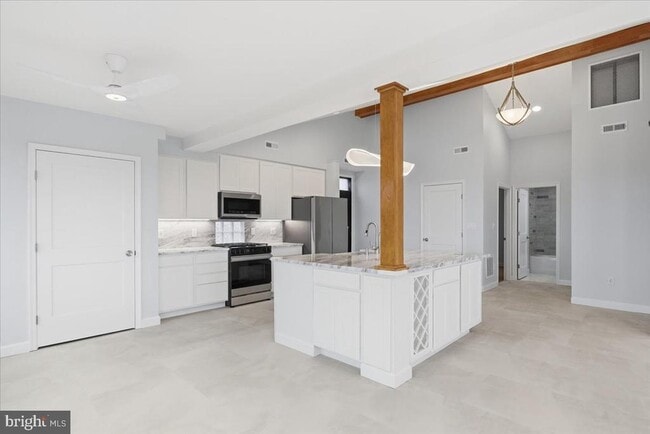 Building Photo - 1345 Ellicott Ave