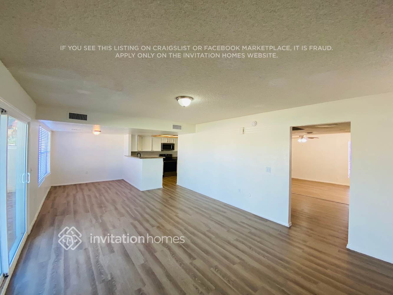 Building Photo - 501 N Red Rock St