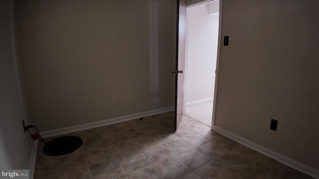 Building Photo - 4419 Renn St