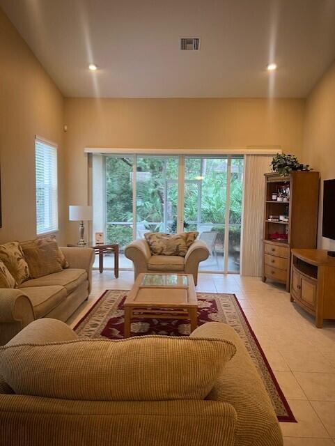 Building Photo - 8115 Carnoustie Pl