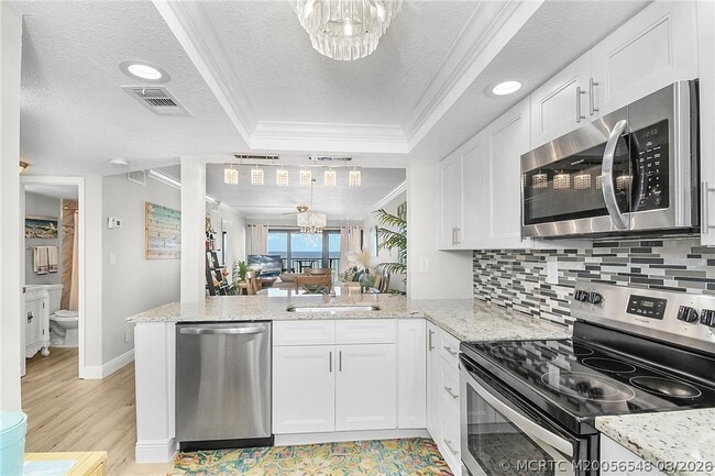 Building Photo - 10310 S Ocean Dr