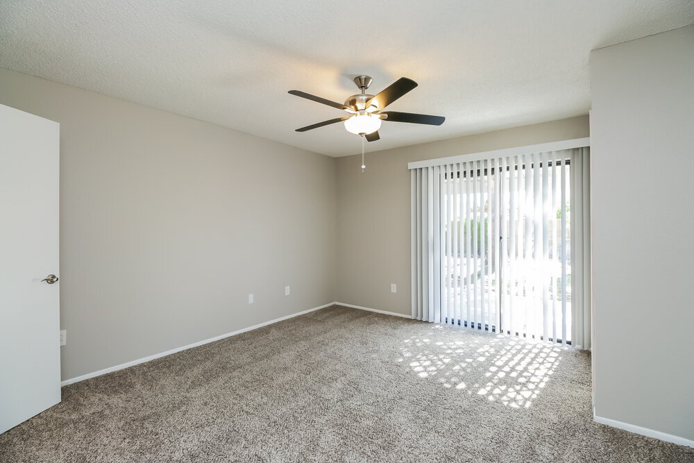 Building Photo - 7453 E Diamond Ave