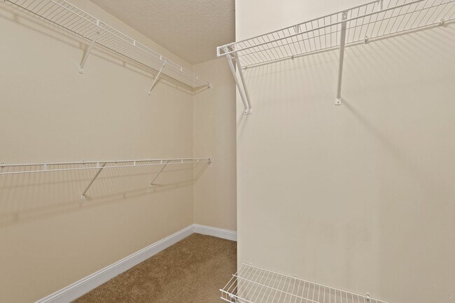 Building Photo - Charming 4-Bedroom Home for Rent in Hinesville, GA