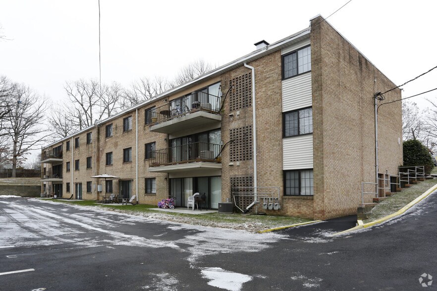 Primary Photo - 5105 10th Pl S