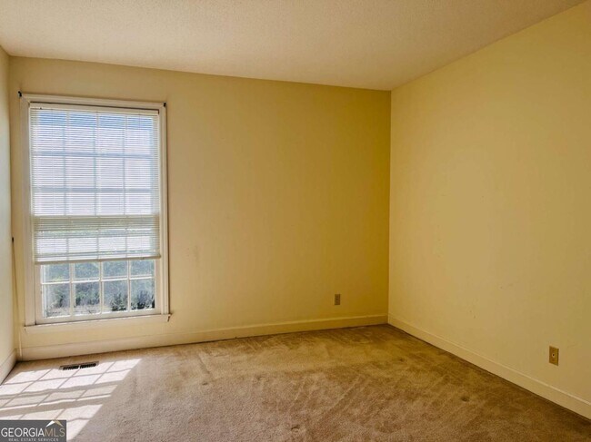 Building Photo - 207 Harwell Ave