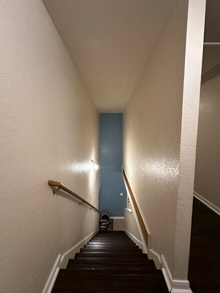 Stairs - 13611 Woodstone Way