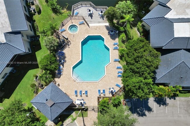 Building Photo - 8137 NW 17th Manor