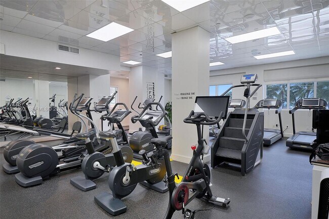 Building Photo - 4779 Collins Ave