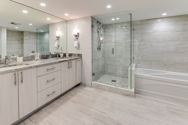 Building Photo - 340 S Ocean Blvd