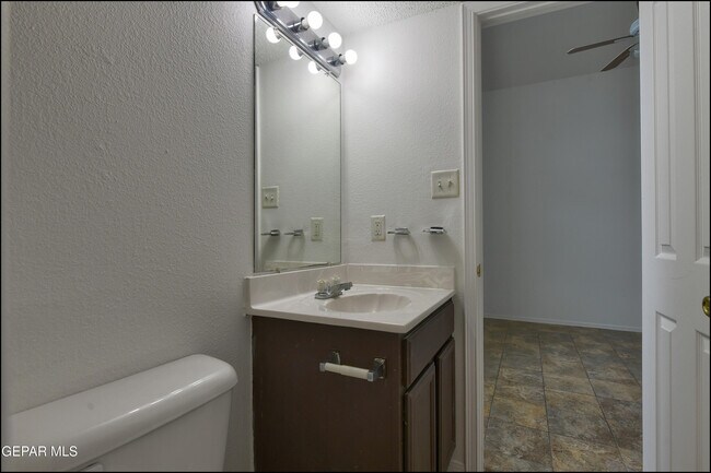 Building Photo - 7958 Starry Night Dr