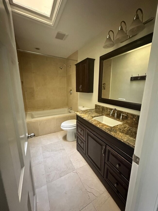 Building Photo - 1220 Portner Rd