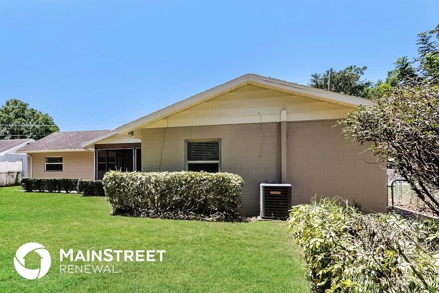 Building Photo - 120 Miller Dr
