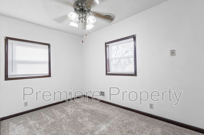 Building Photo - 4535 Lafayette Ave