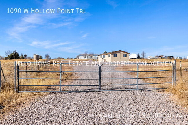 Building Photo - 1090 Hollow Point Trl