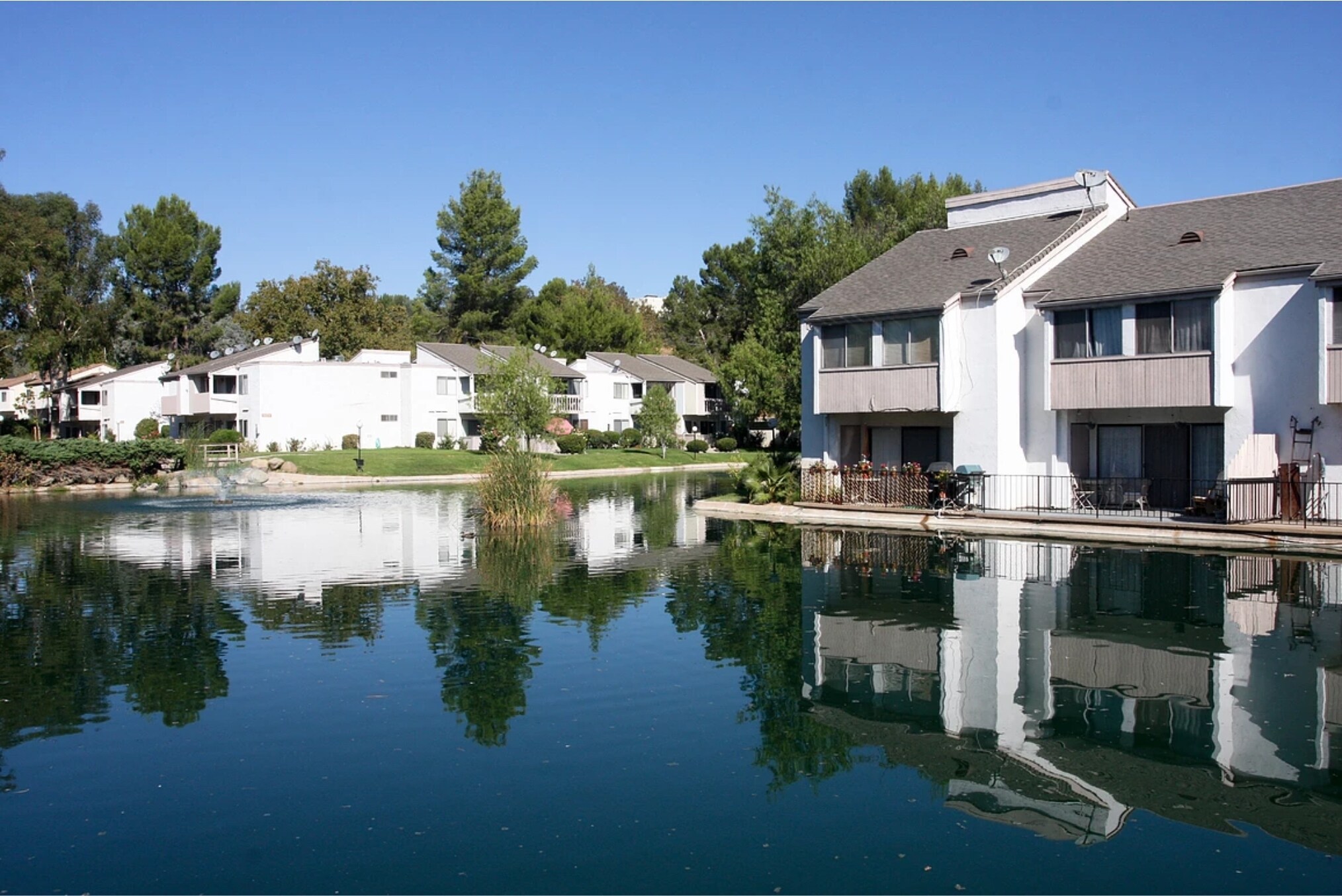 Building Photo - 24518 Nicklaus Dr