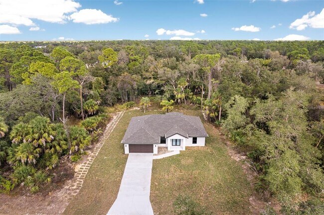 Building Photo - 20412 Elrose Ave