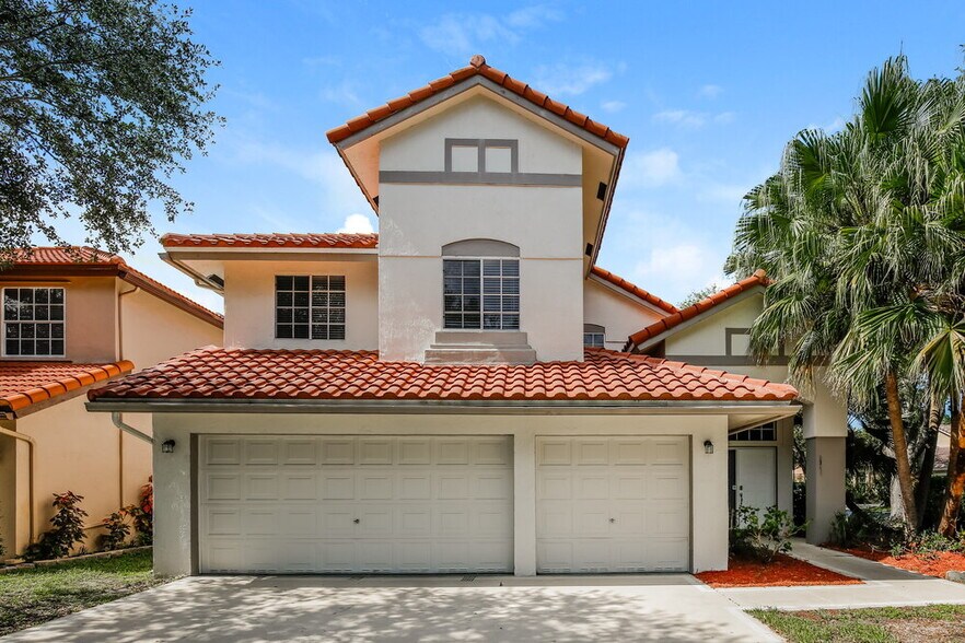Primary Photo - 8341 NW 57th Dr