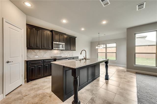 Building Photo - 16709 White Rock Blvd