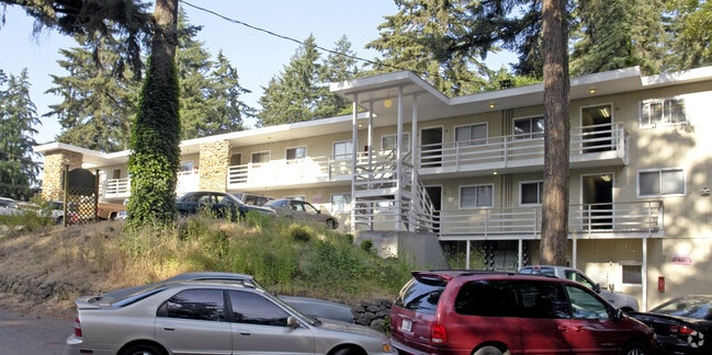 Building Photo - Clover Creek Apartments