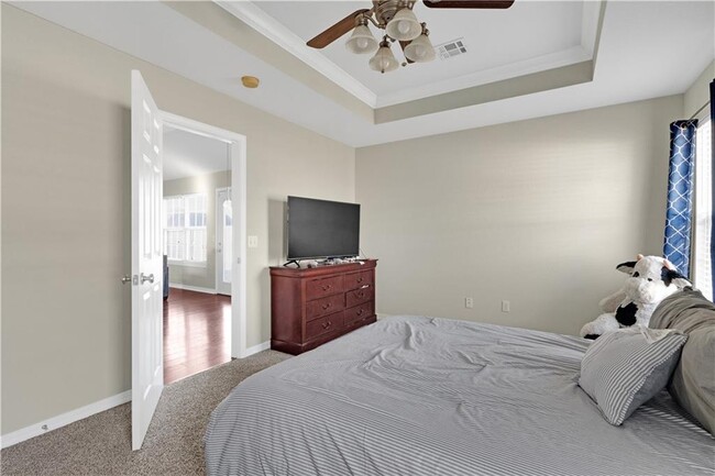 Building Photo - 808 Emerald St