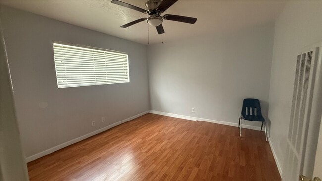 Building Photo - 519 Branard St