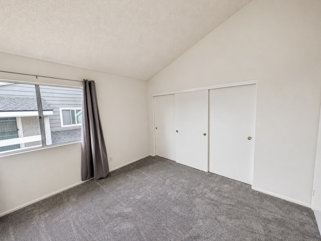 Building Photo - North Pomona Townhome with Private Patio and Community Pool!