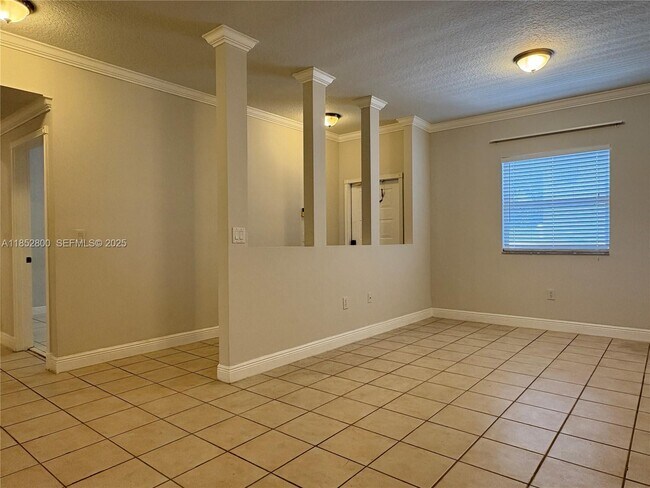 Building Photo - 10730 NW 66th St