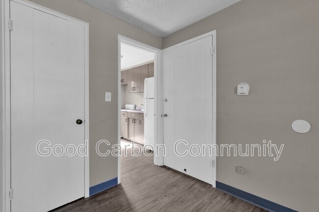 Building Photo - 309 Beattie Ave