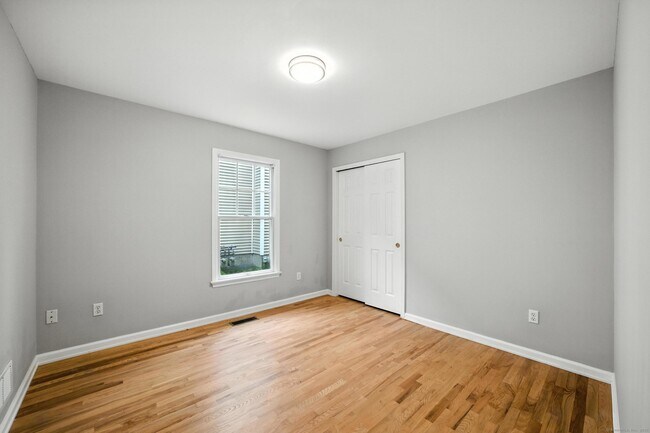 Building Photo - 55 Rodwell Ave