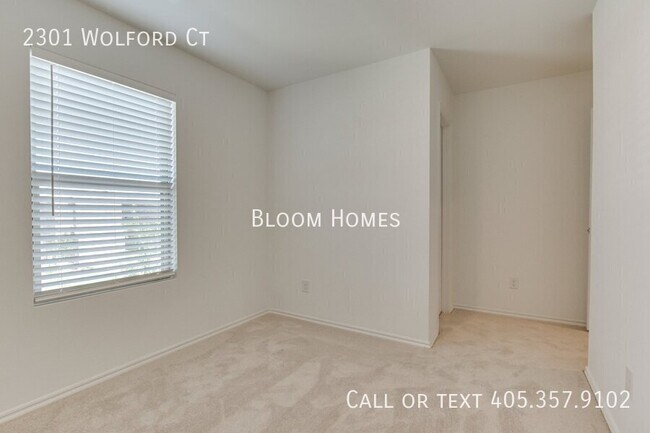 Building Photo - 2301 Wolford Ct