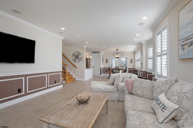 Building Photo - 7611 Ventnor Ave