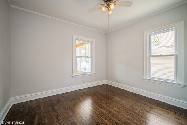 Building Photo - 1020 Rose Ave