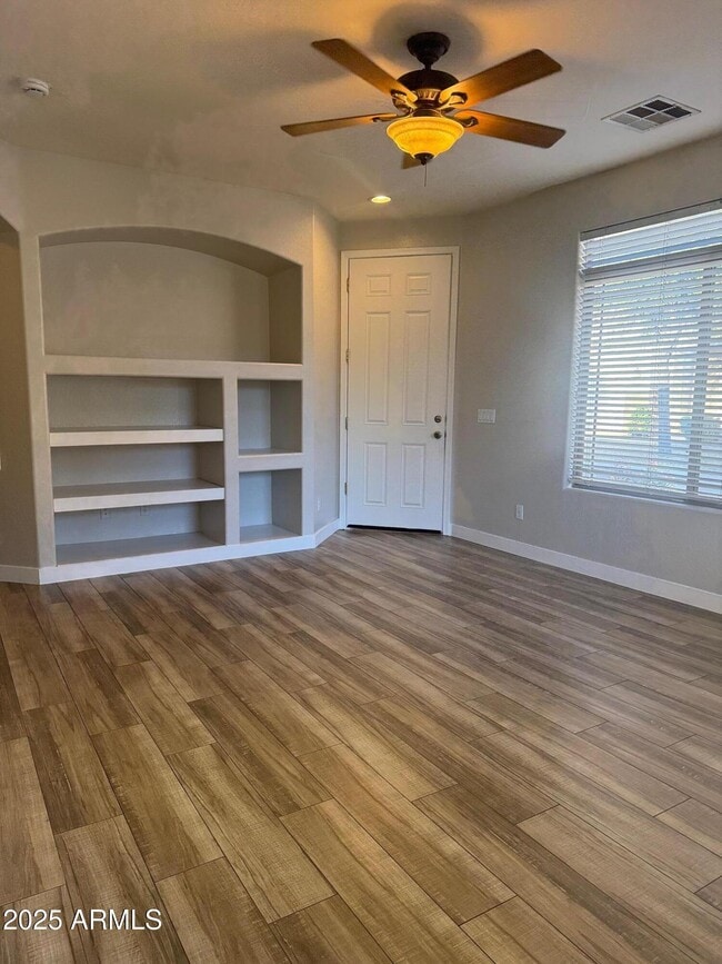 Building Photo - 1259 S Emmett Dr