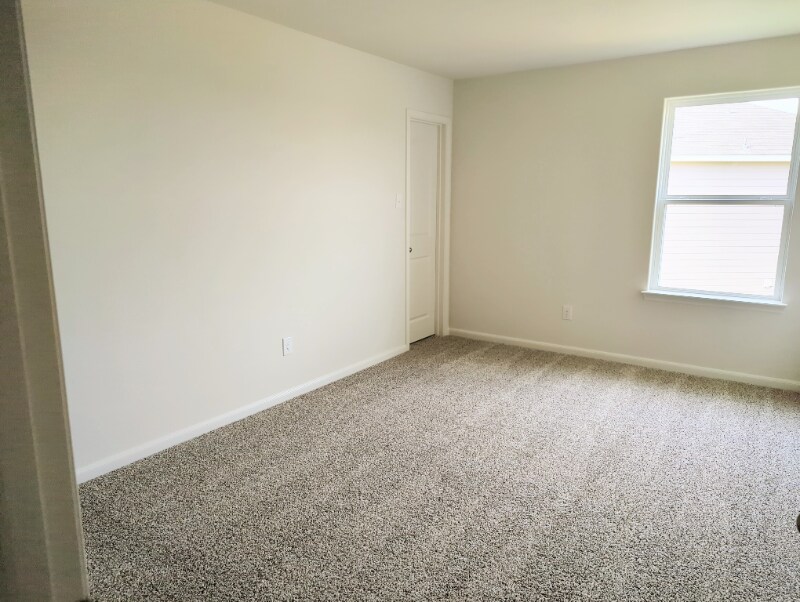 Building Photo - 4701 Hoover Ct